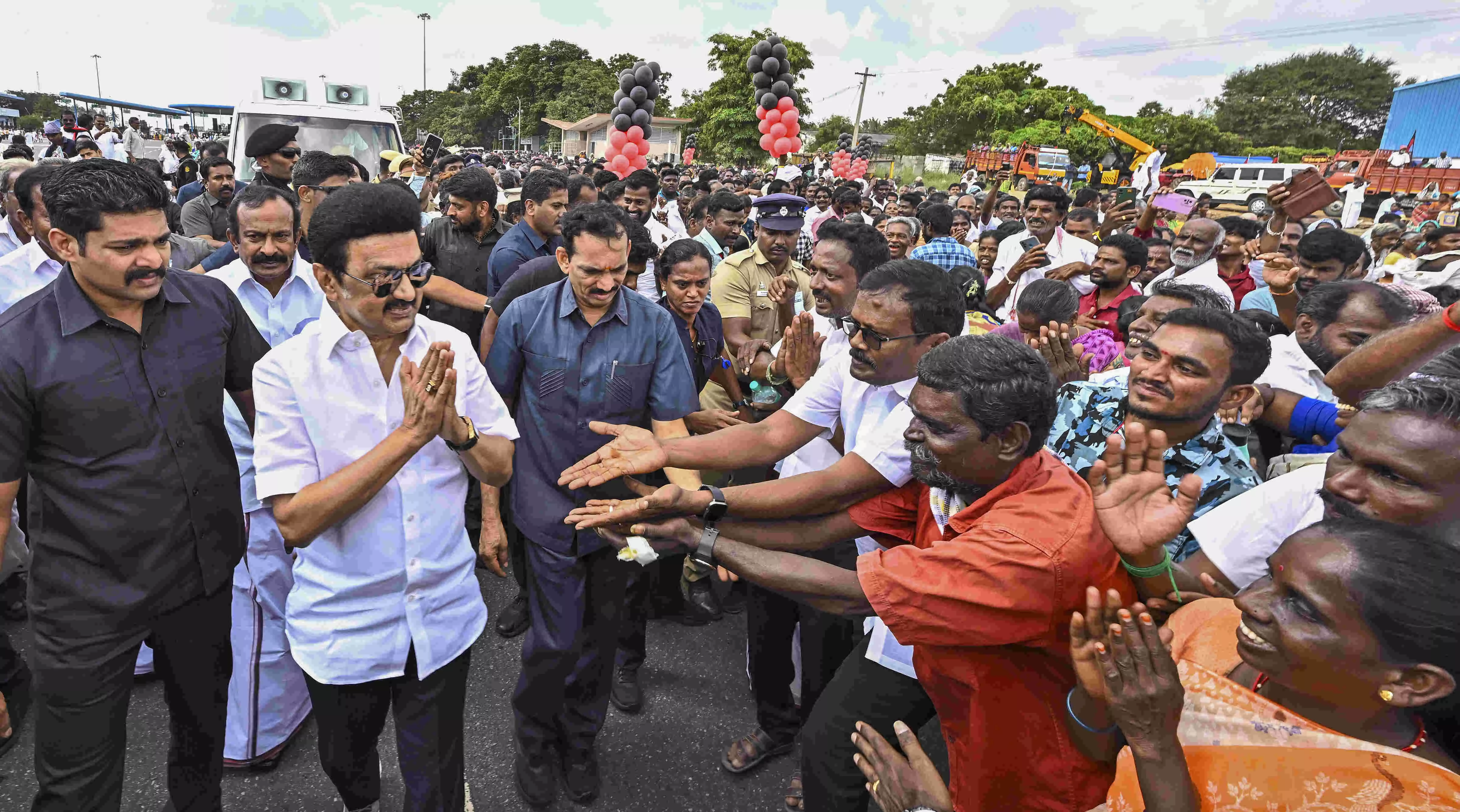 Monthly electricity billing for power loom units under consideration: TN CM Monthly electricity billing for power loom units under consideration: TN CM