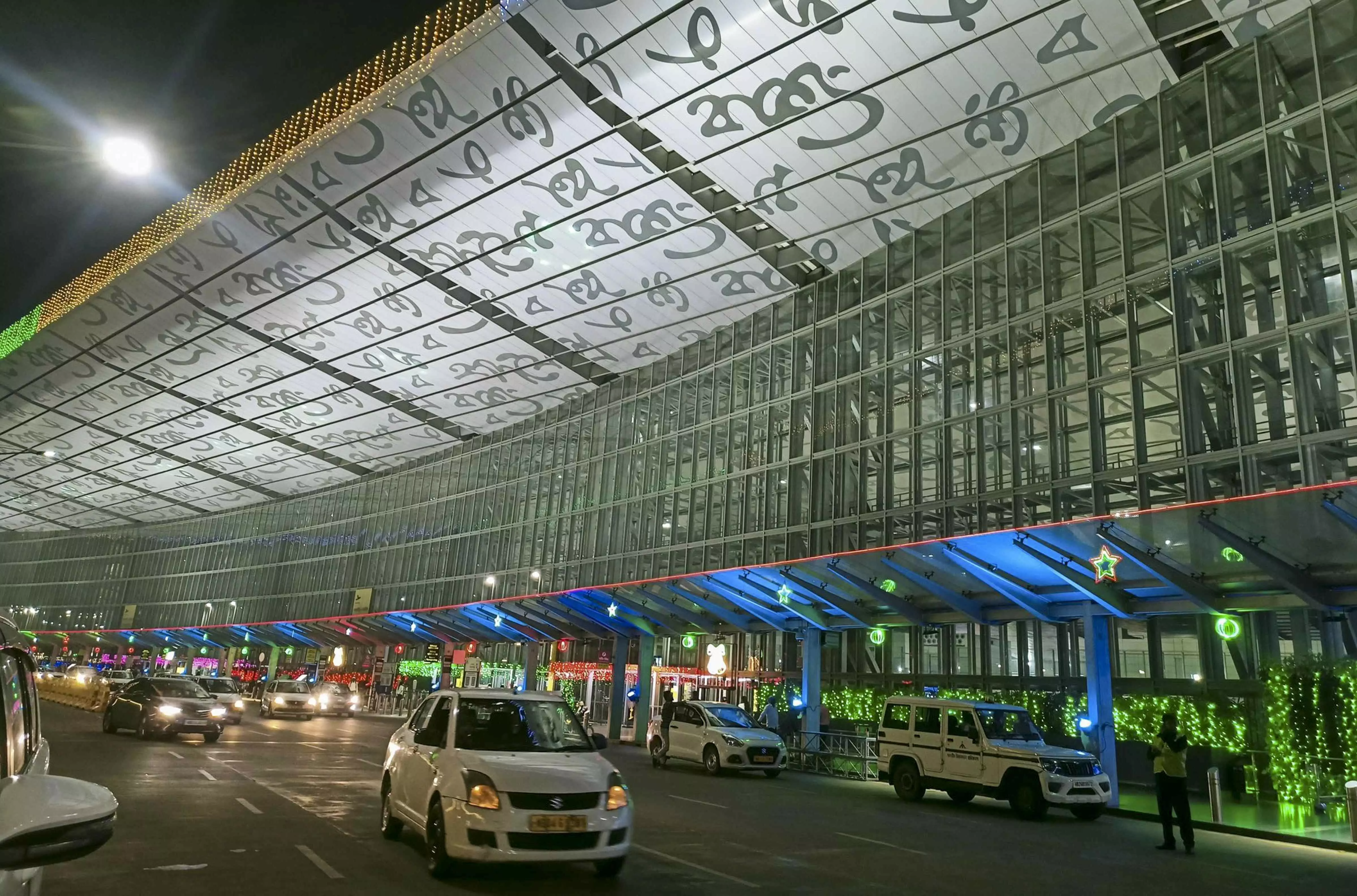 Royalty, iconic aircraft, infamous crashes – Kolkata airport brings alive a century of memories Royalty, iconic aircraft, infamous crashes – Kolkata airport brings alive a century of memories