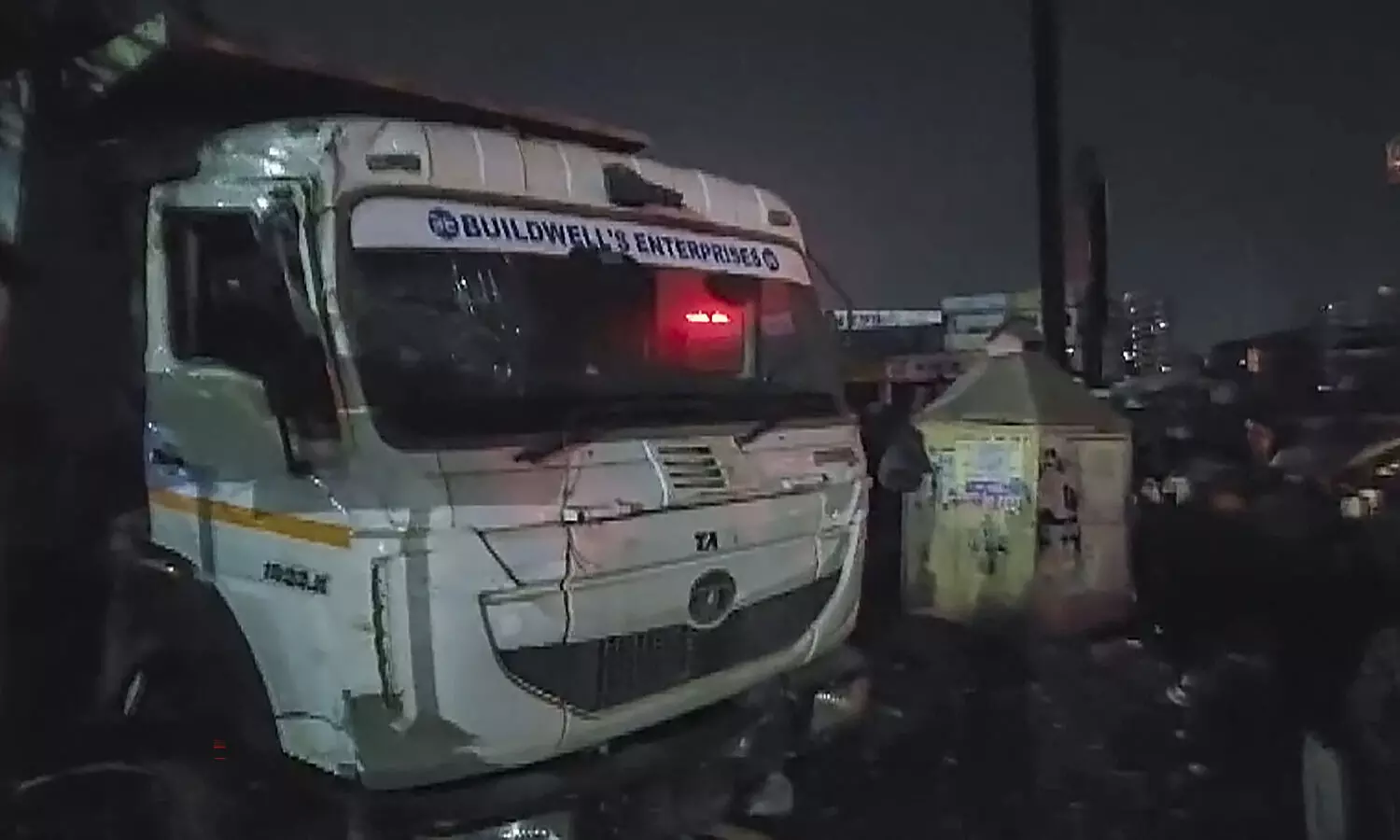 3 killed, 6 injured as truck crushes people on footpath in Pune; driver arrested