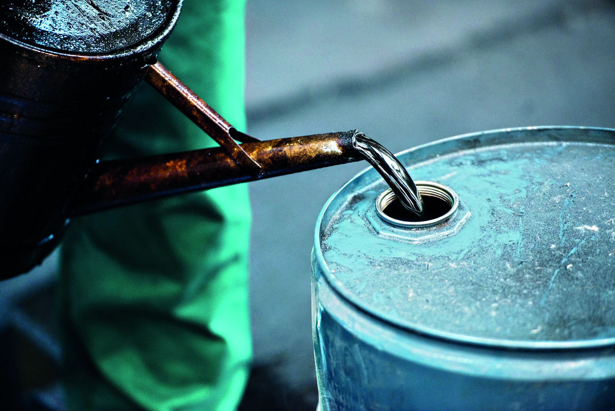 India may buy Mideast oil to replace Russian shortfall