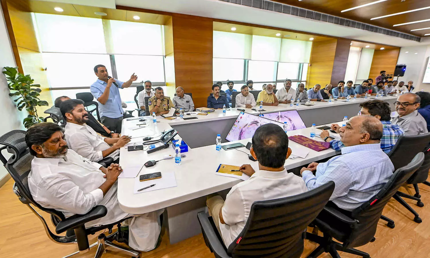 Amid speculation of differences, Telangana govt reiterates support to Telugu film industry