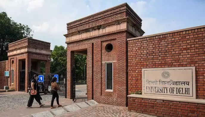 After UG, DU plans to implement single girl child quota in PG admissions After UG, DU plans to implement single girl child quota in PG admissions