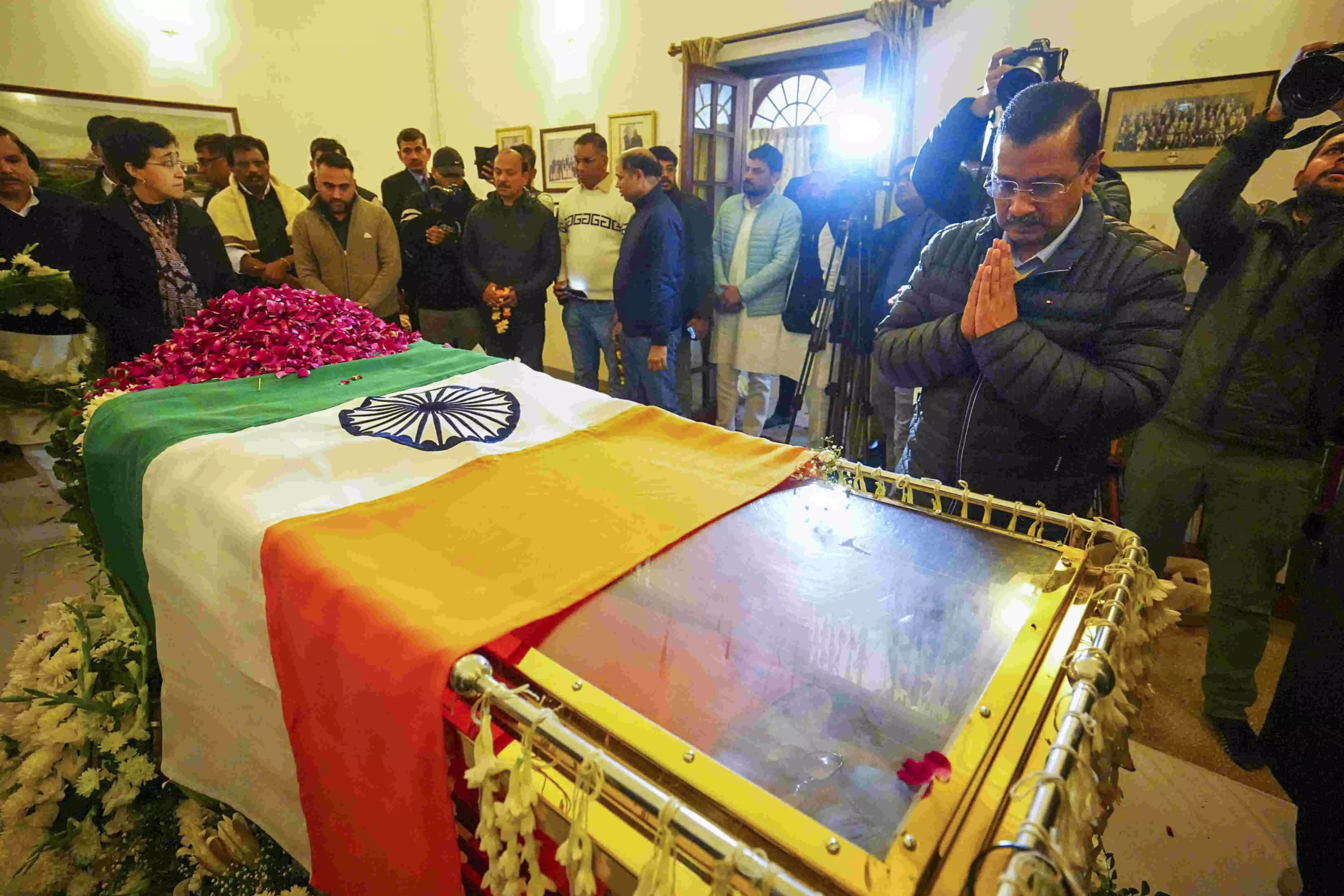 Ex-PM Manmohan Singhs funeral at Nigambodh Ghat on Saturday: MHA Ex-PM Manmohan Singhs funeral at Nigambodh Ghat on Saturday: MHA