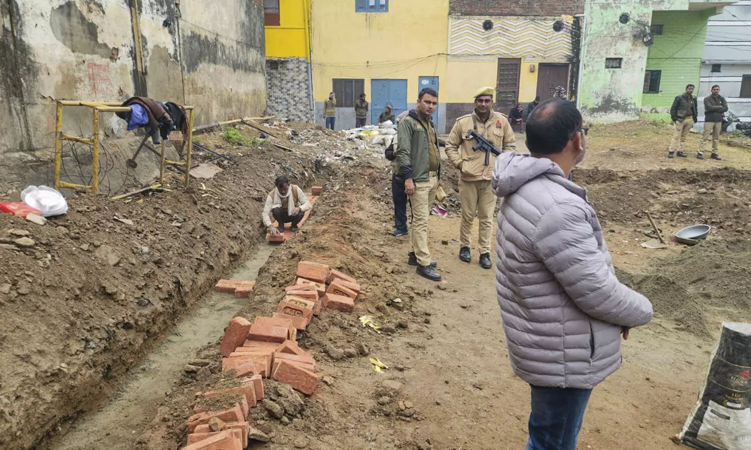 Bhumi pujan done for police outpost near Shahi Jama Masjid in Sambhal