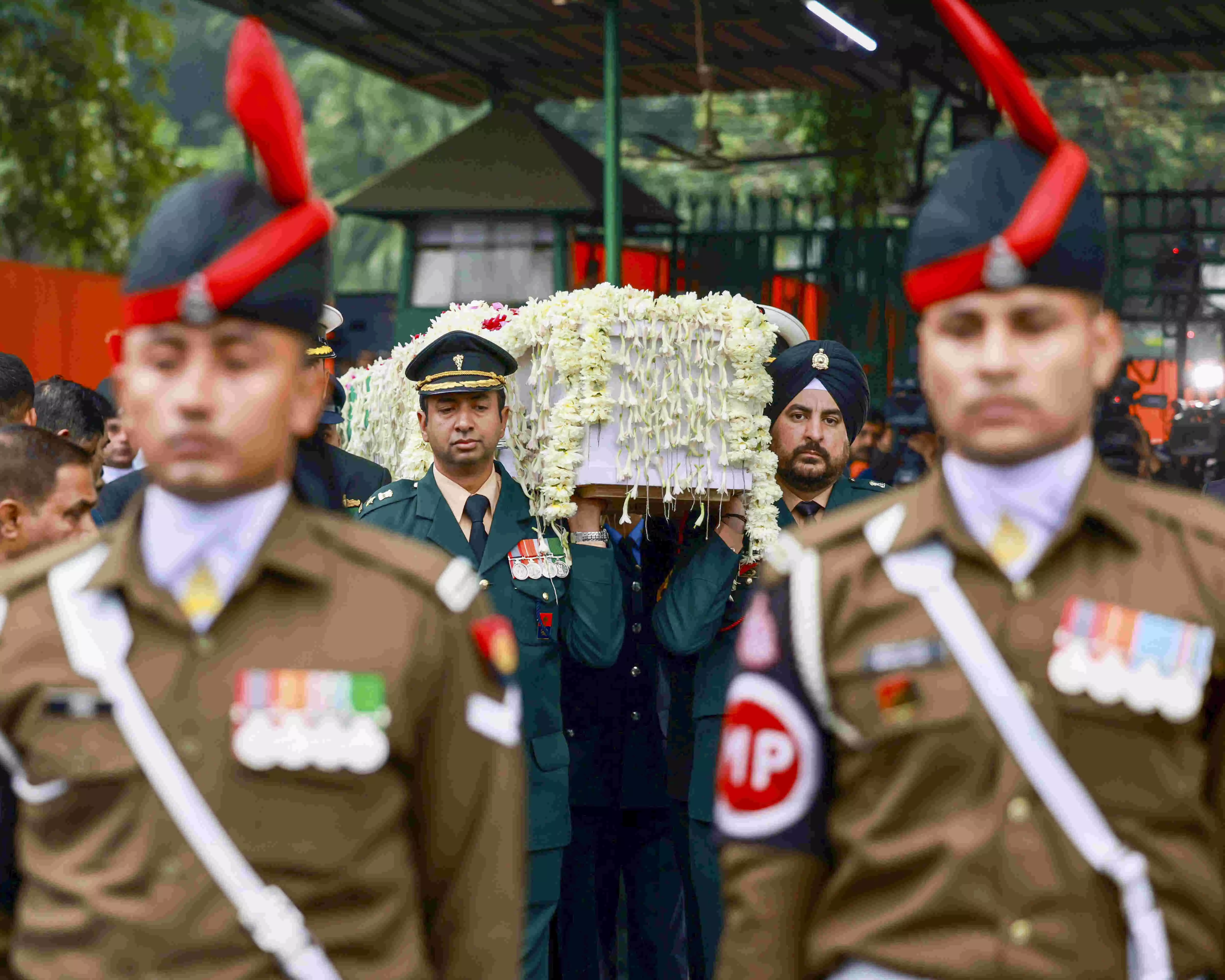 Former PM Manmohan Singh cremated with full state honours; top leaders, foreign dignitaries pay last respects