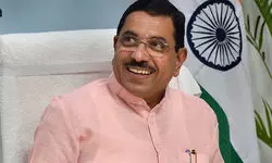 Gandhi family has never accorded respect to non Gandhi Congress leaders: Pralhad Joshi Gandhi family has never accorded respect to non Gandhi Congress leaders: Pralhad Joshi