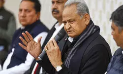 Rajasthan can benefit from creation of additional districts: Gehlot