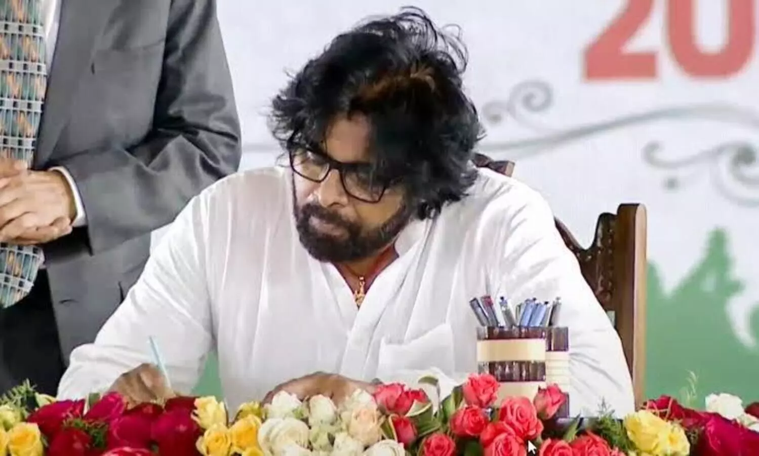 Makers of Pushpa should have acted sooner to contact victims family: Pawan Kalyan