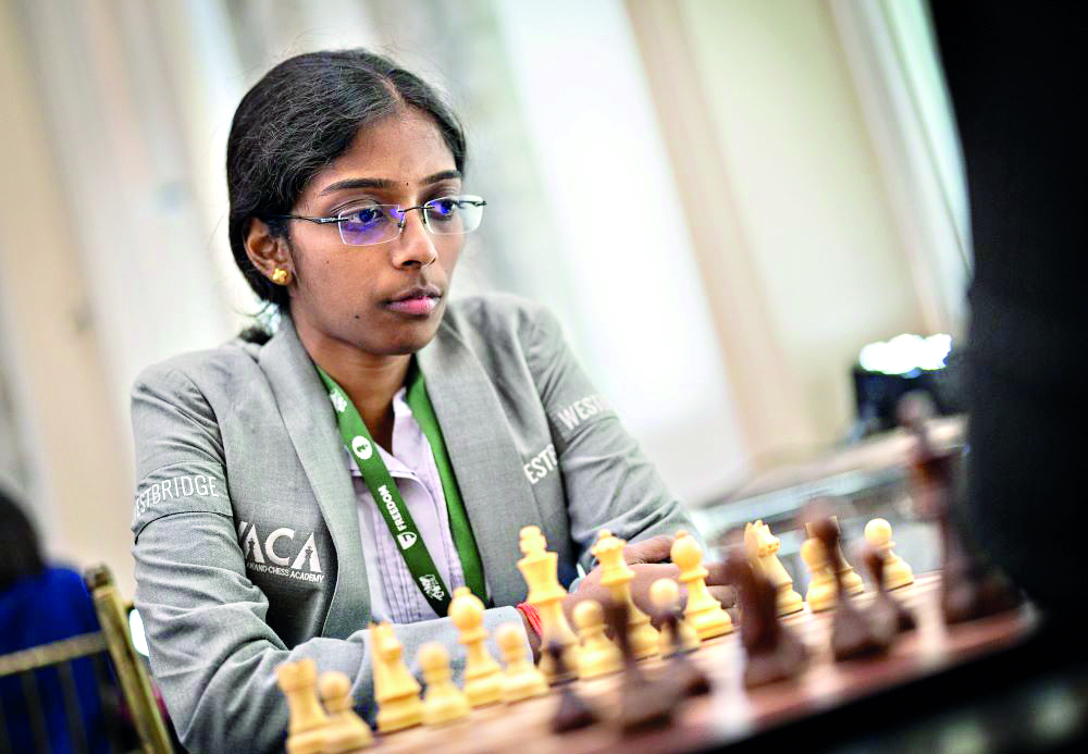 Vaishali keeps Indian flag flying as Humpy, men exit