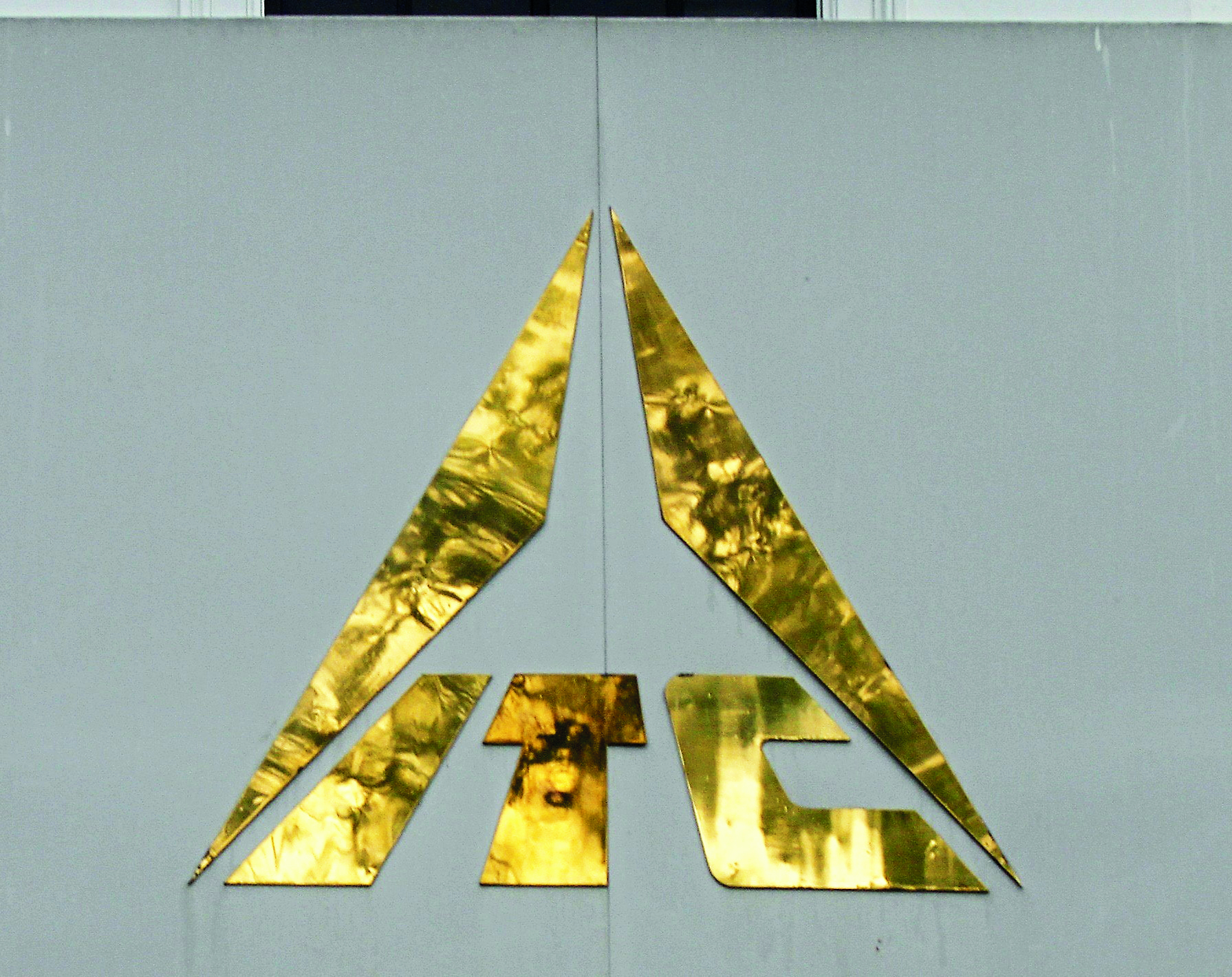 Rs 1,500 cr to be transferred to ITC for growth & contingency requirements Rs 1,500 cr to be transferred to ITC for growth & contingency requirements