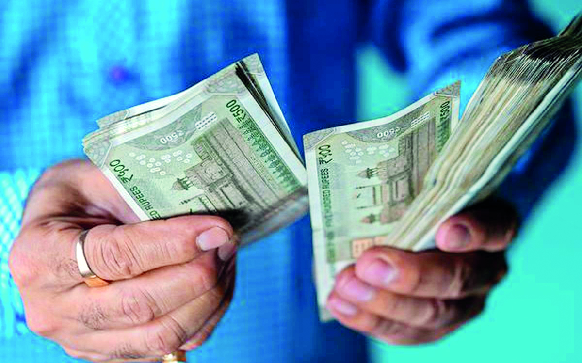 Centre’s fiscal deficit at 52.5% of full-year target at November-end of FY25: Govt data Centre’s fiscal deficit at 52.5% of full-year target at November-end of FY25: Govt data