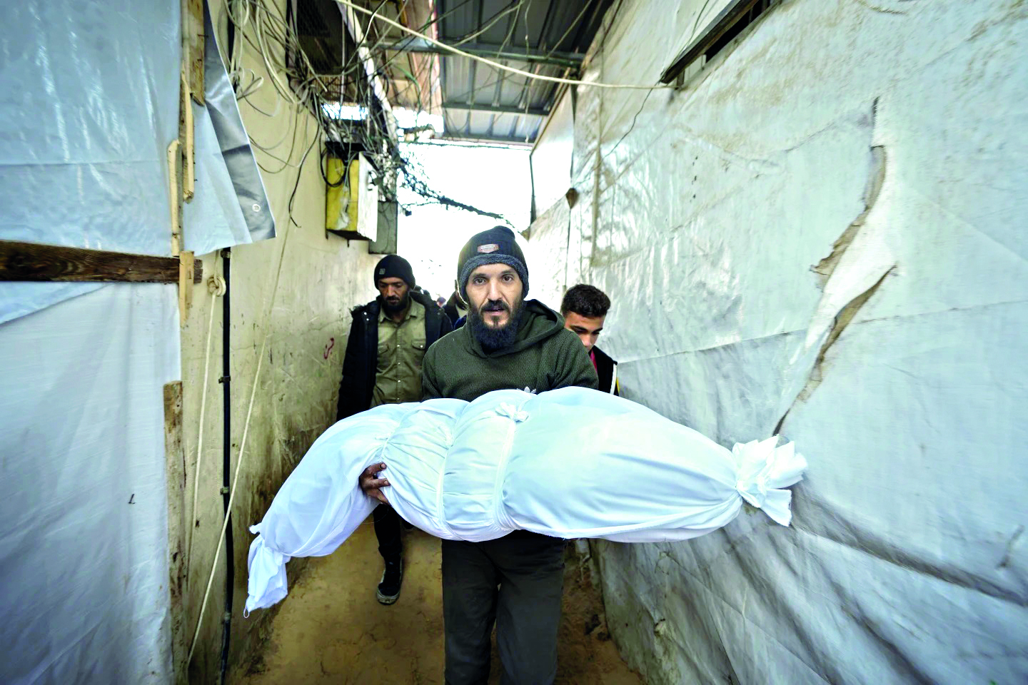 Israel’s strikes kill nine in Gaza as war grinds into new year Israel’s strikes kill nine in Gaza as war grinds into new year