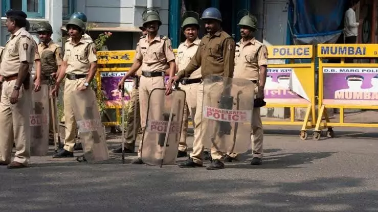 Curfew at village in Maharashtras Jalgaon after clashes break out over road incident Curfew at village in Maharashtras Jalgaon after clashes break out over road incident