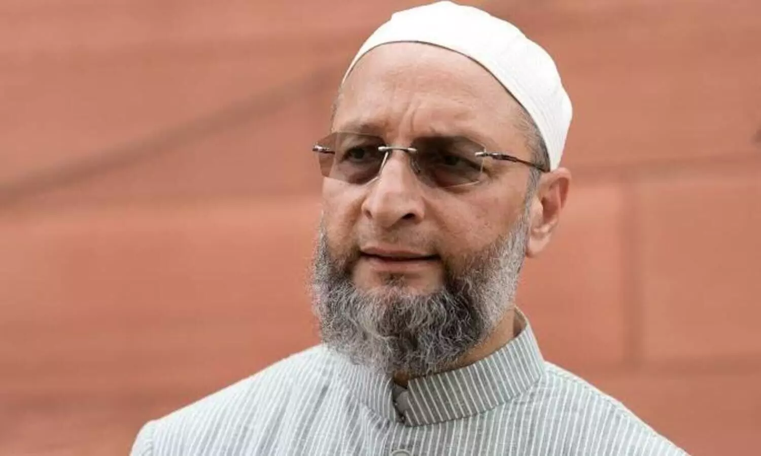 SC agrees to hear Owaisis plea for implementation of 1991 places of worship law