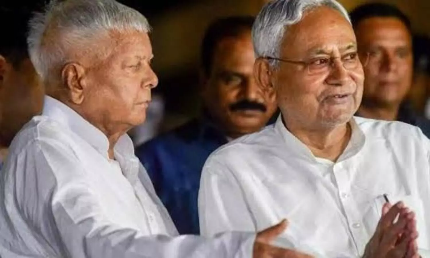 Nitish comes up with cryptic response after Lalus fresh offer to join INDIA bloc