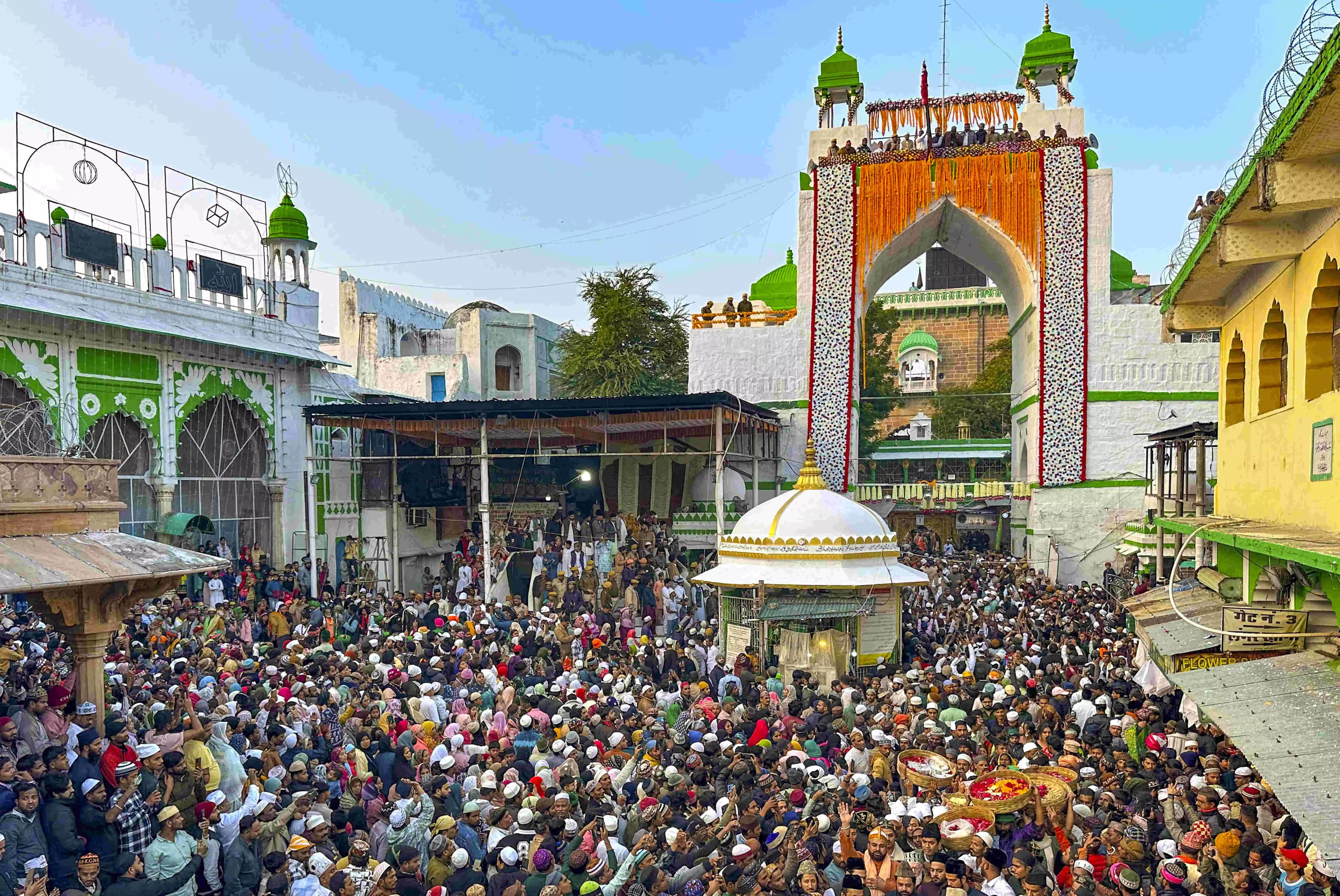 Kharge sends chadar for Ajmer Sharif dargah with message of peace, brotherhood Kharge sends chadar for Ajmer Sharif dargah with message of peace, brotherhood