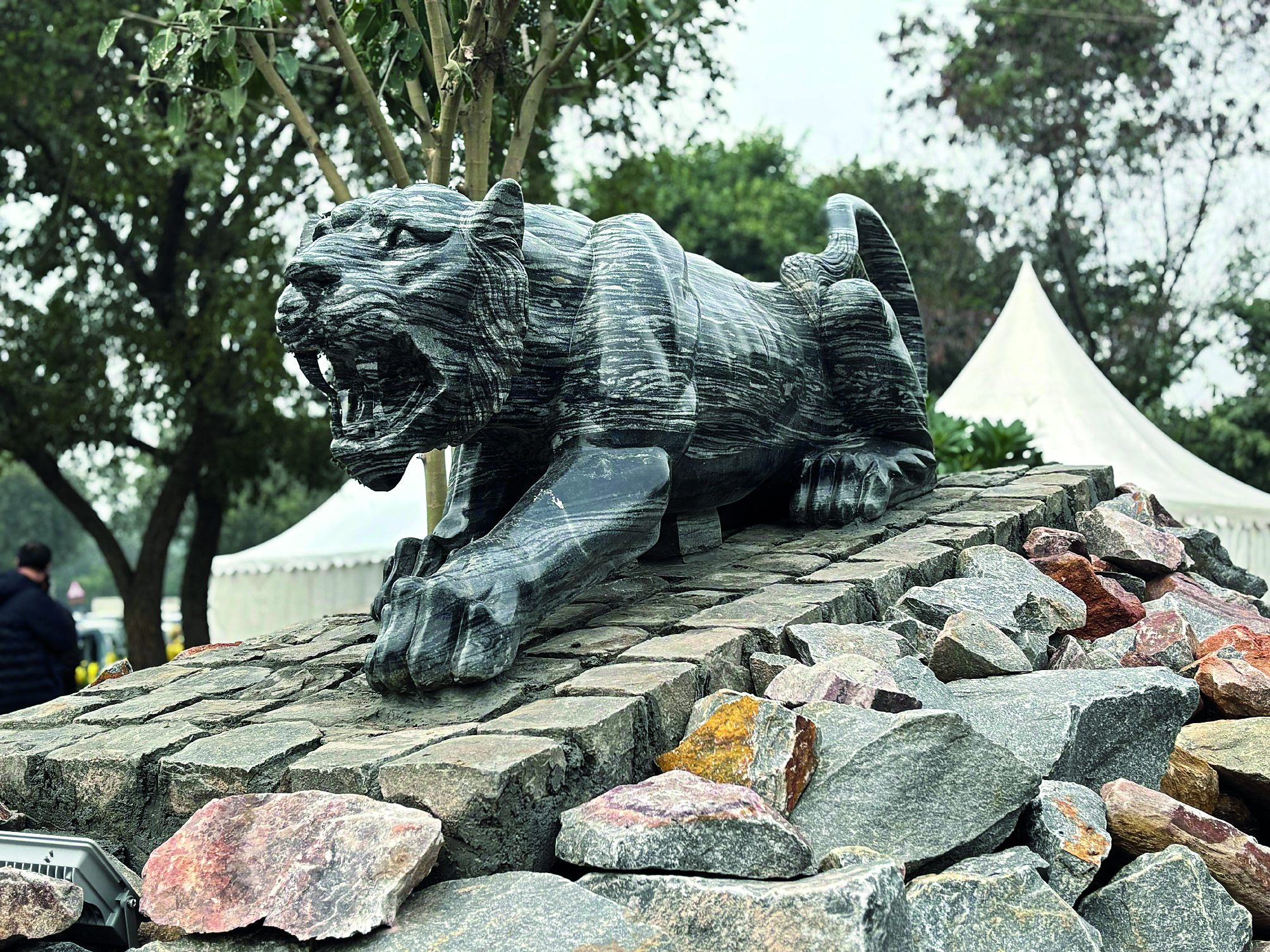 Janki Chowk in Dwarka gets iconic panther sculptures