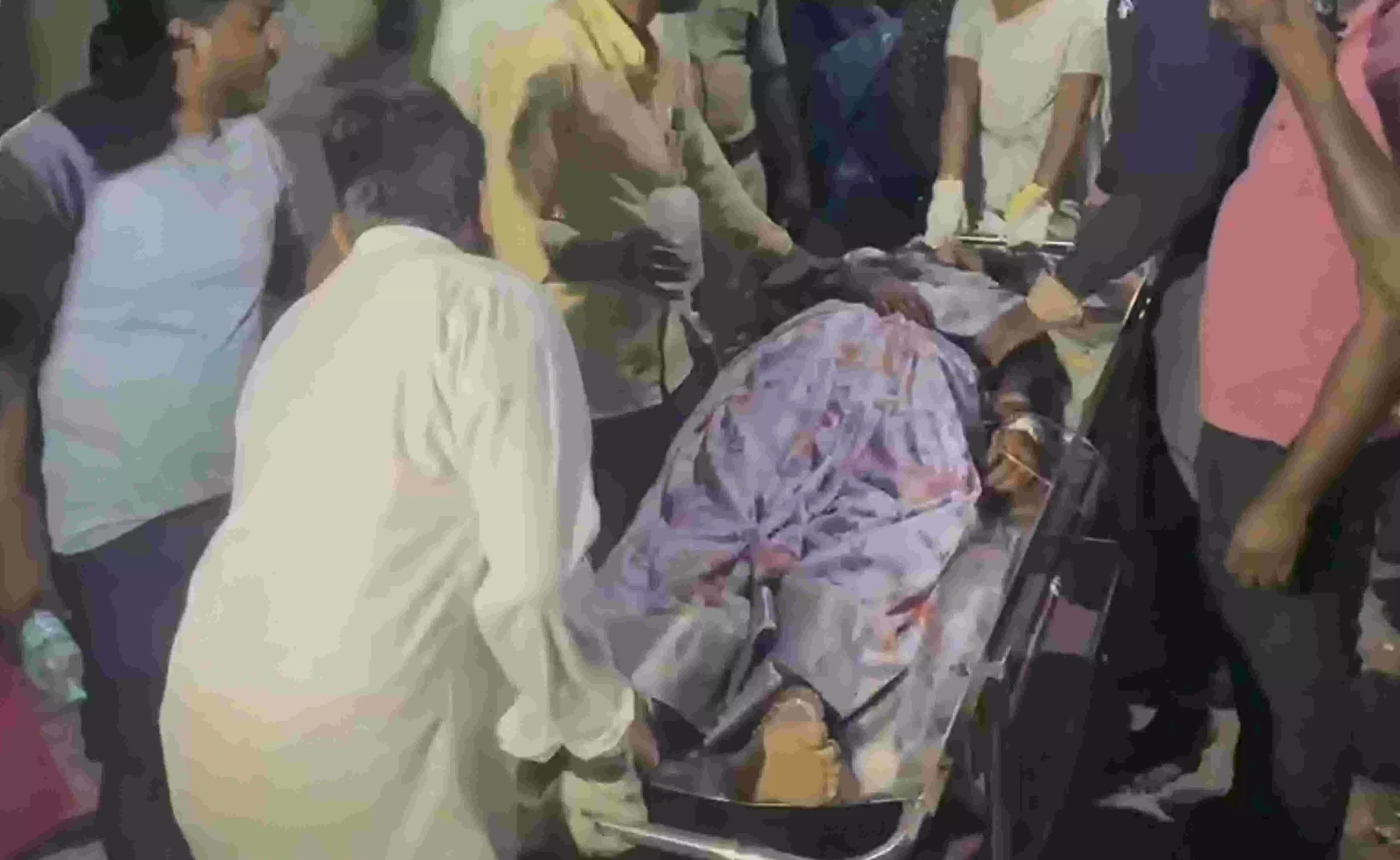 Tirupati: Four devotees waiting for Vaikunta Dwara Darshanam tickets die in stampede Tirupati: Four devotees waiting for Vaikunta Dwara Darshanam tickets die in stampede