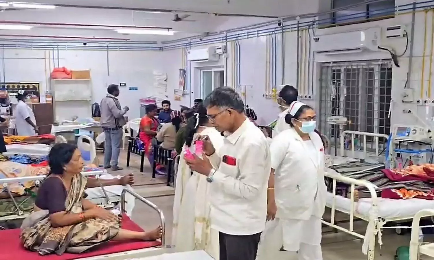 Andhra govt announces Rs 25 lakh ex-gratia for Tirupati stampede victims