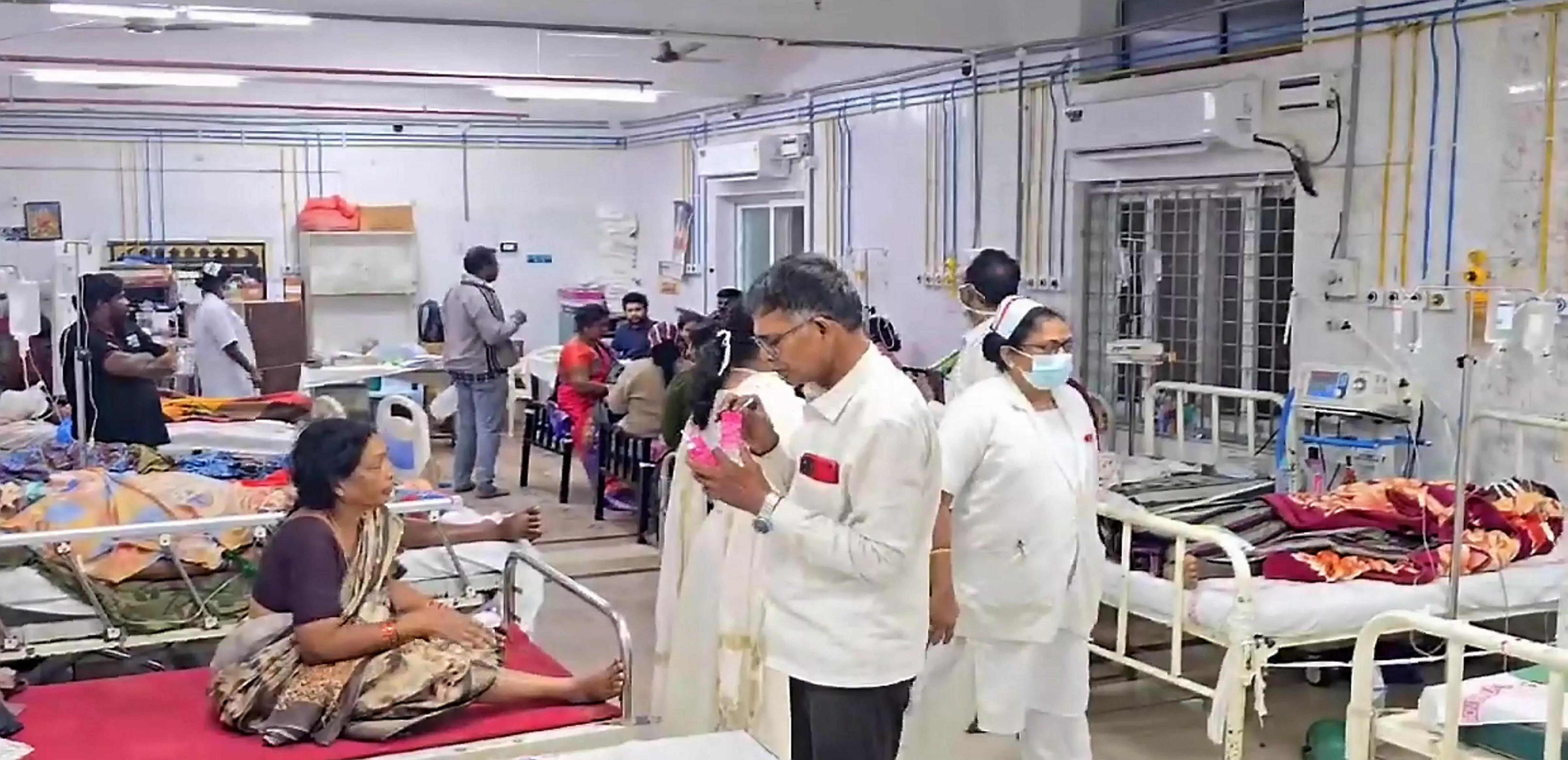 Andhra govt announces Rs 25 lakh ex-gratia for Tirupati stampede victims