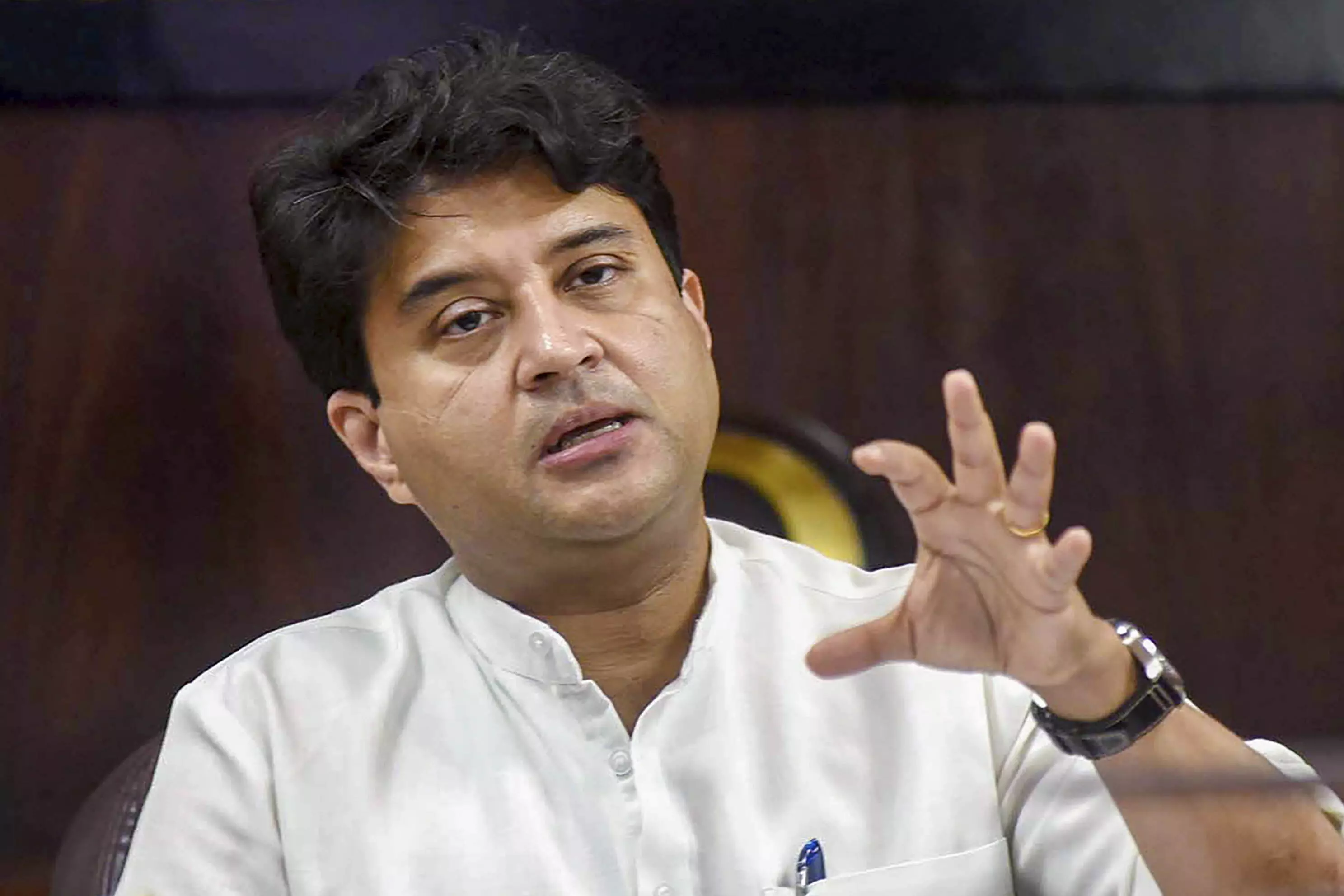 Passport Seva Kendra to be set up in every parliamentary constituency: Scindia Passport Seva Kendra to be set up in every parliamentary constituency: Scindia