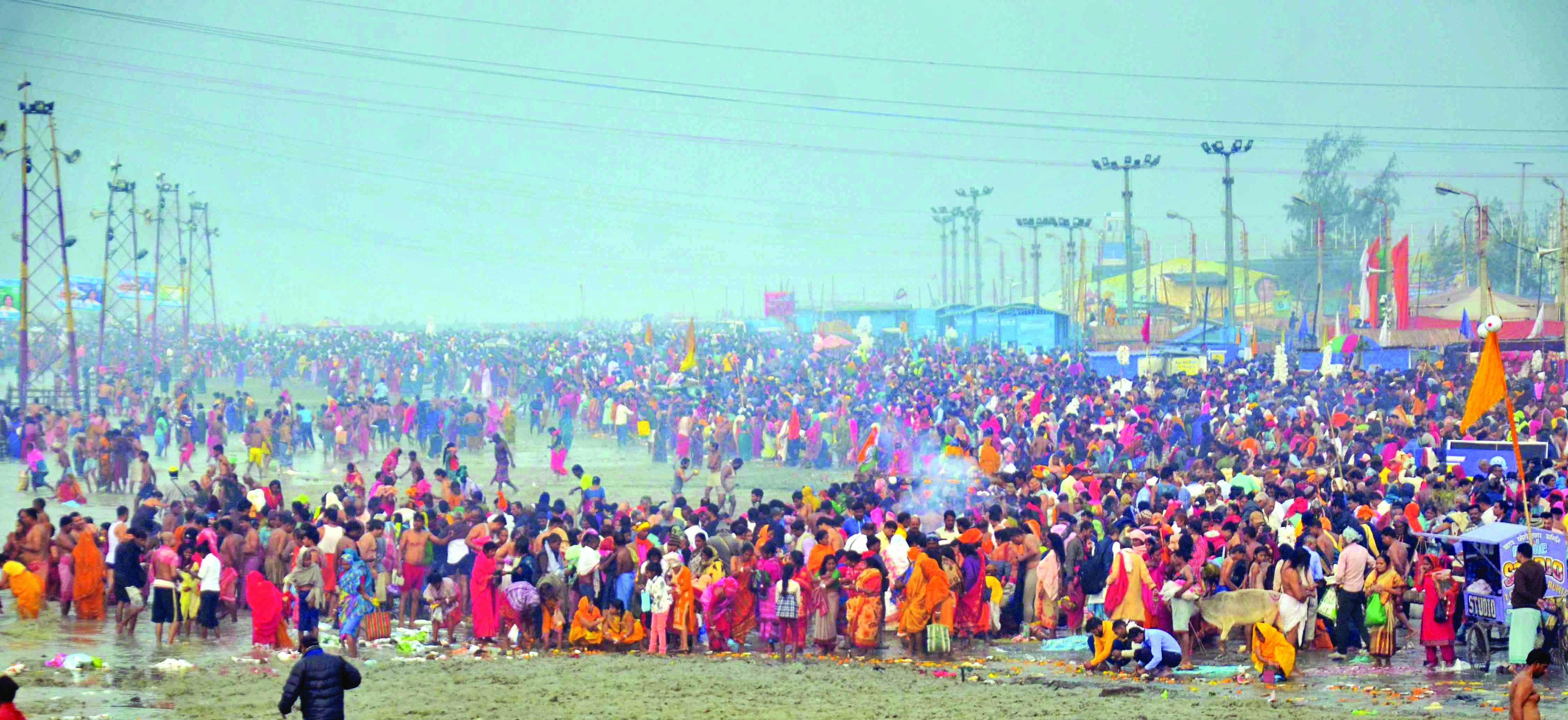 ‘As many as 85L pilgrims take holy dip on Makar Sankranti at Gangasagar’ ‘As many as 85L pilgrims take holy dip on Makar Sankranti at Gangasagar’