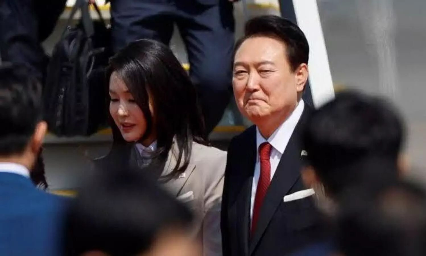 South Koreas impeached President Yoon detained in massive law-enforcement effort