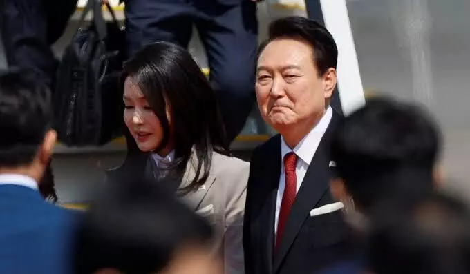 South Koreas impeached President Yoon detained in massive law-enforcement effort