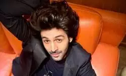 Why does Kartik Aaryan have a ‘love-hate relationship’ with Karan Johar? Why does Kartik Aaryan have a ‘love-hate relationship’ with Karan Johar?