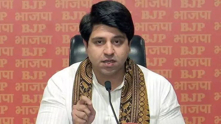 Poonawalla apologises for controversial reference to AAP MLAs surname Poonawalla apologises for controversial reference to AAP MLAs surname