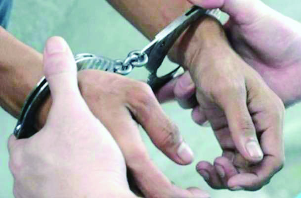 Cops crack Park Circus cash snatching case Cops crack Park Circus cash snatching case