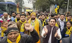 Wearing on the sleeve: Parties get creative with trendy merchandise to woo Delhi voters Wearing on the sleeve: Parties get creative with trendy merchandise to woo Delhi voters