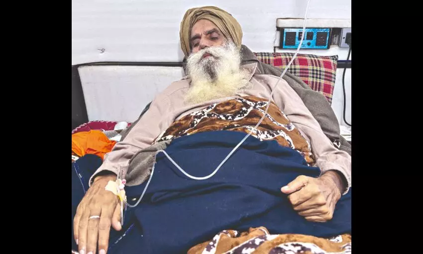 Farmers end mass fast after Dallewal receives medical aid