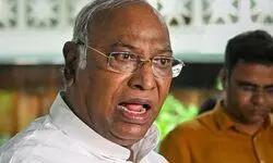 Cong chief Kharge says Priyanka Gandhi is Stree Shakti, Rahul Gandhi Yuva Shakti Cong chief Kharge says Priyanka Gandhi is Stree Shakti, Rahul Gandhi Yuva Shakti