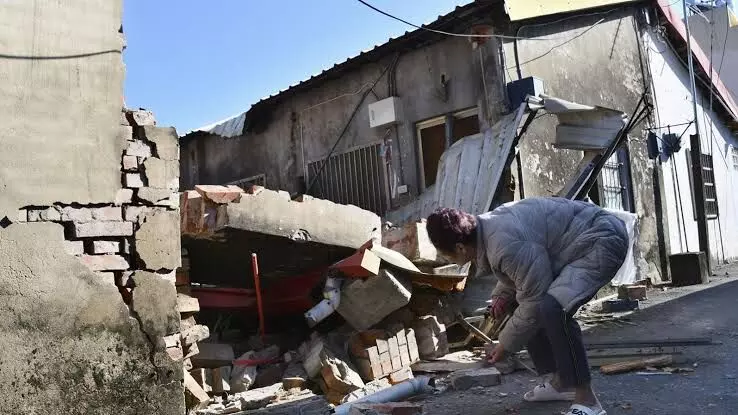 6.4-magnitude earthquake strikes southern Taiwan, leaving 27 injured 6.4-magnitude earthquake strikes southern Taiwan, leaving 27 injured