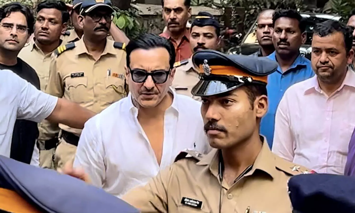 Saif Ali Khans attacker jumped boundary wall to enter his building, found security guards asleep