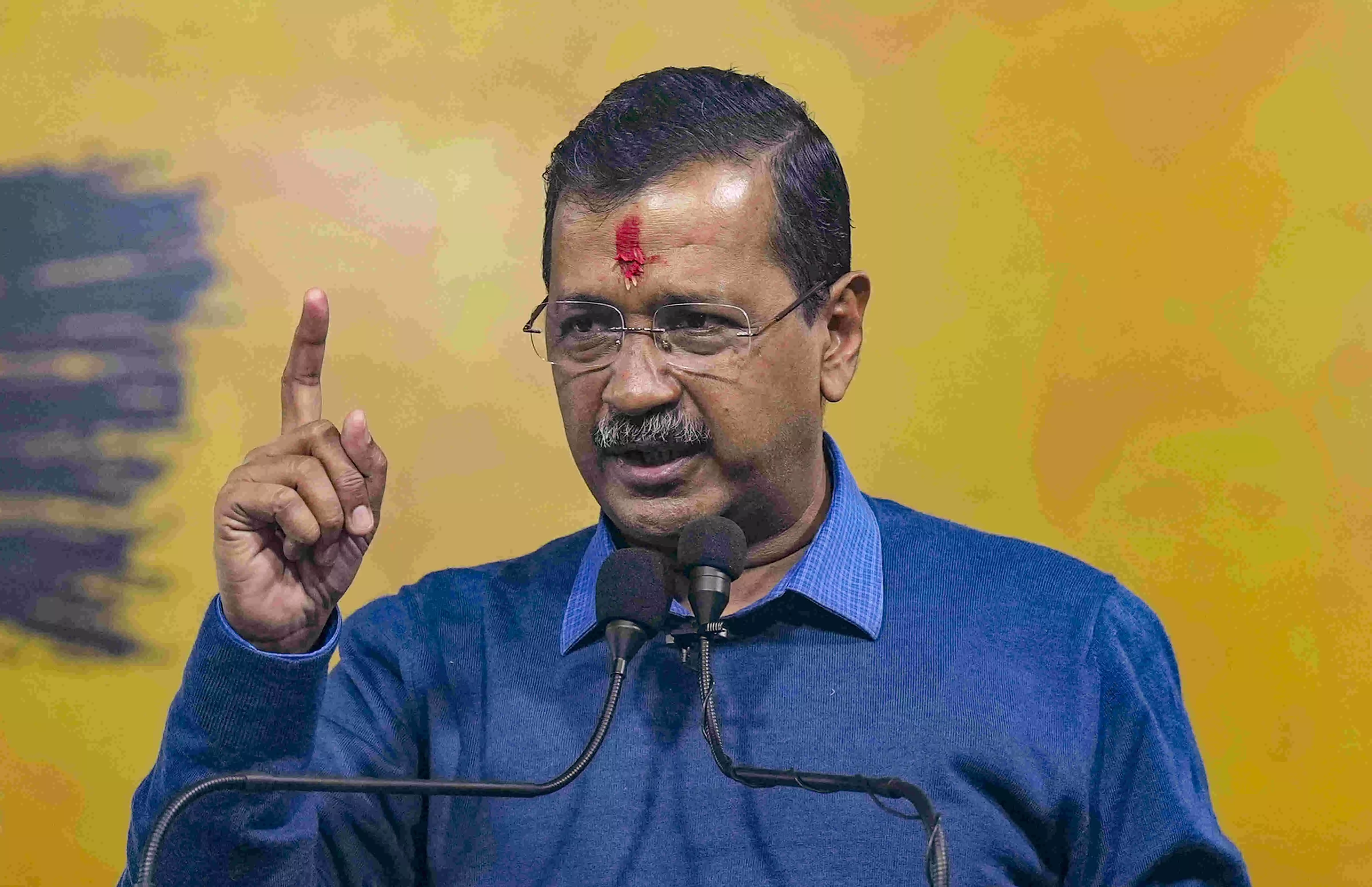 Kejriwal promises to end unemployment in Delhi within five years Kejriwal promises to end unemployment in Delhi within five years