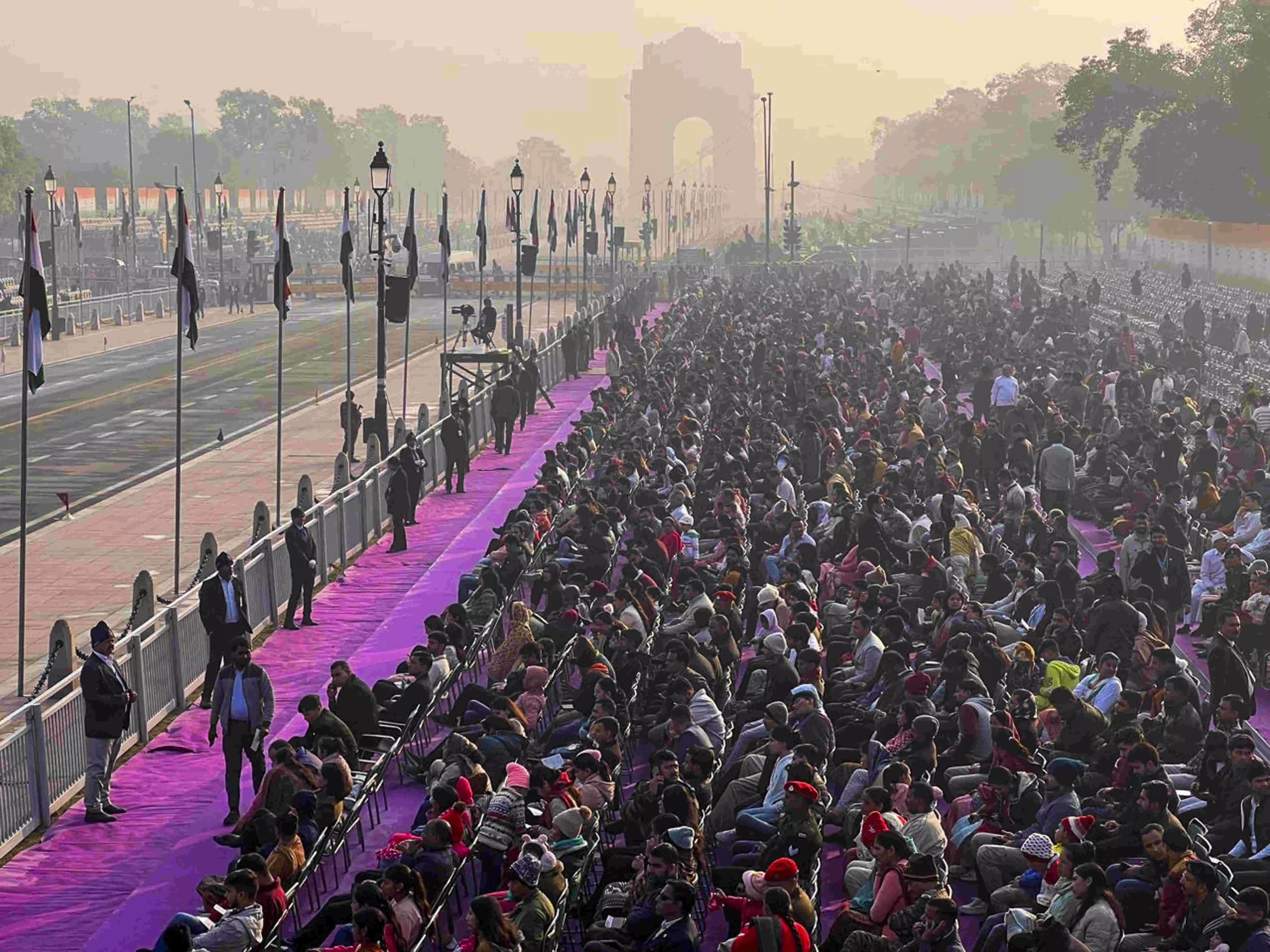 Traffic disruptions in central Delhi due to full dress rehearsal for R-Day parade Traffic disruptions in central Delhi due to full dress rehearsal for R-Day parade