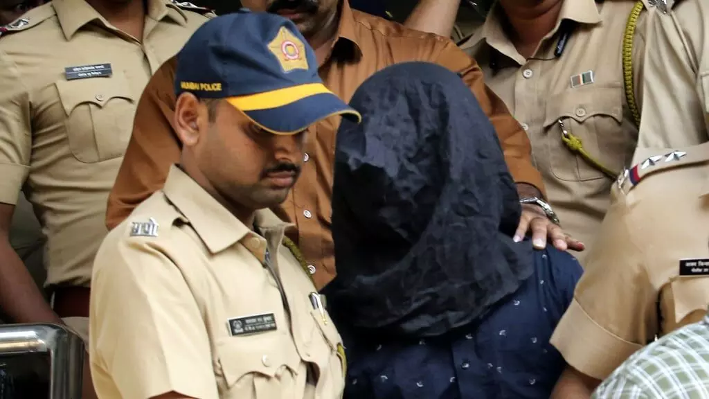 Police custody of Saif attacker extended till January 29 by Mumbai court Police custody of Saif attacker extended till January 29 by Mumbai court