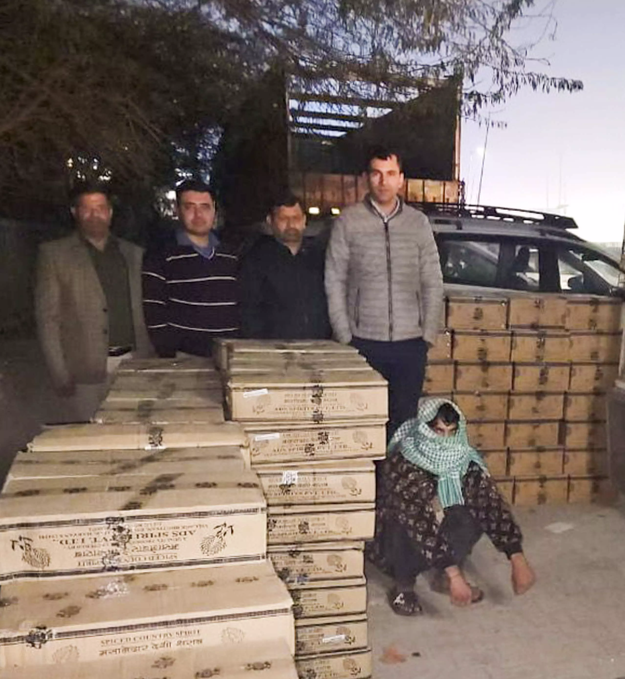 Excise teams seize 20,000 illicit liquor bottles worth Rs 50 lakh ahead of Delhi Assembly polls Excise teams seize 20,000 illicit liquor bottles worth Rs 50 lakh ahead of Delhi Assembly polls