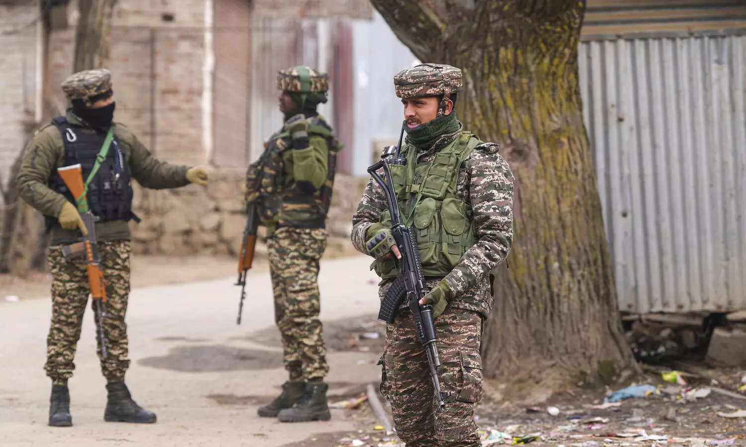 Army troops exchange fire with terrorists in J&Ks Kathua; search operation underway