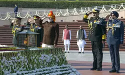 PM Modi pays tributes at National War Memorial on Republic Day PM Modi pays tributes at National War Memorial on Republic Day
