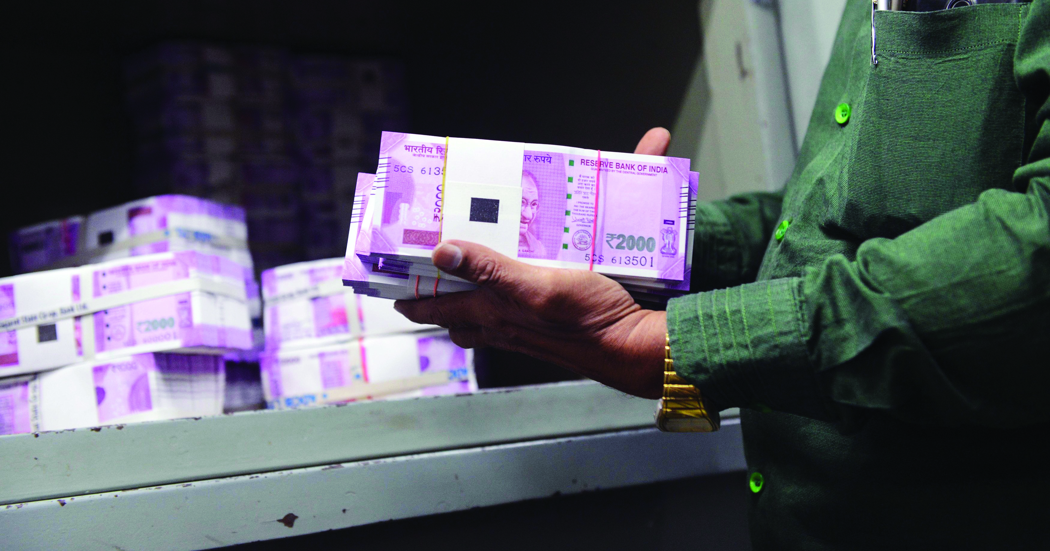 FPIs withdraw Rs 64,156 crore   from equity mkts in January