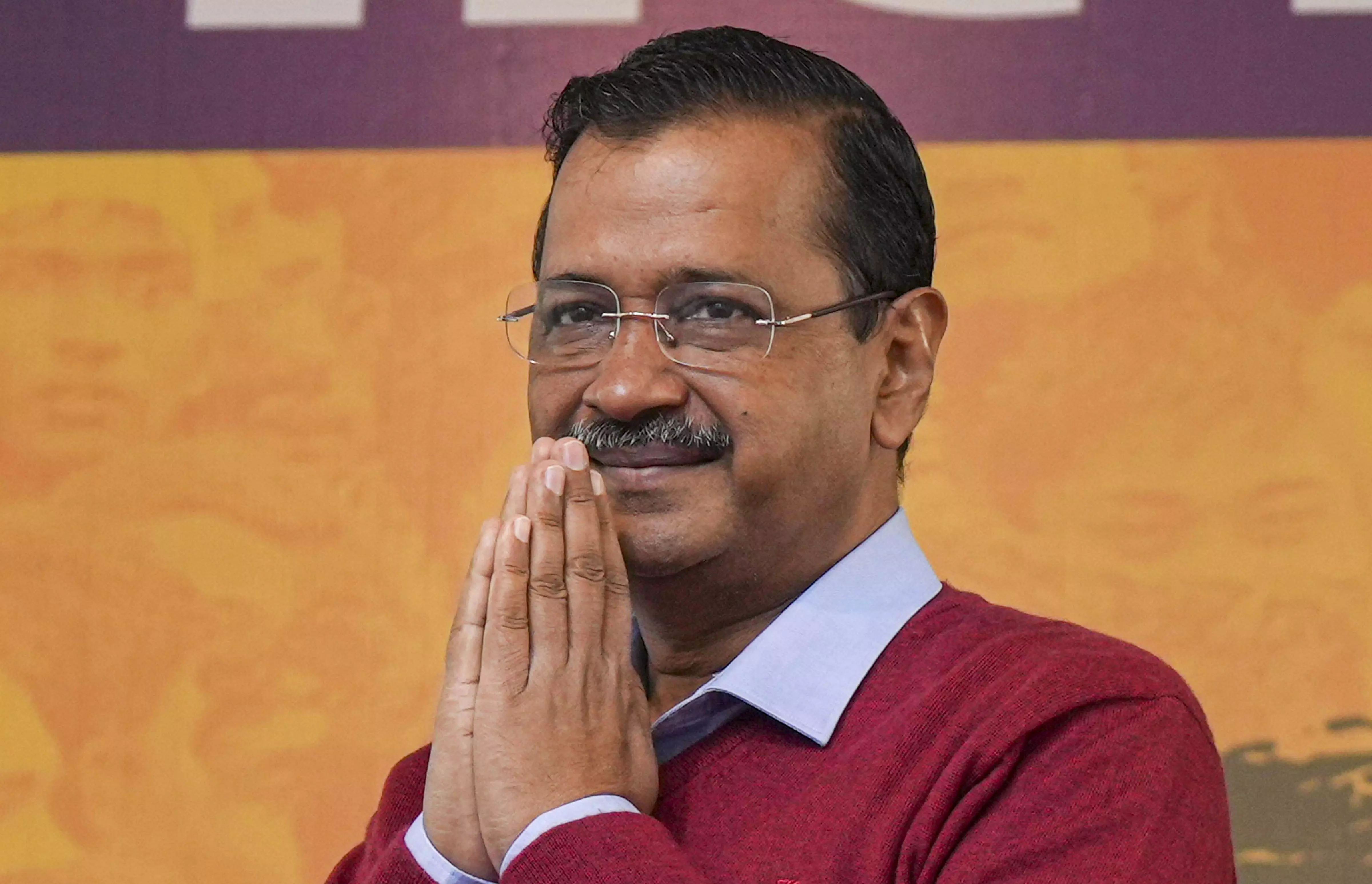 AAP chief Arvind Kejriwal releases partys manifesto featuring 15 guarantees AAP chief Arvind Kejriwal releases partys manifesto featuring 15 guarantees