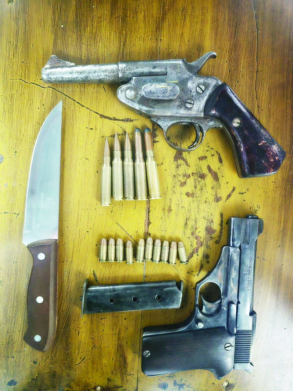 Kolkata Police recovers sophisticated firearm in city; sparks concerns Kolkata Police recovers sophisticated firearm in city; sparks concerns