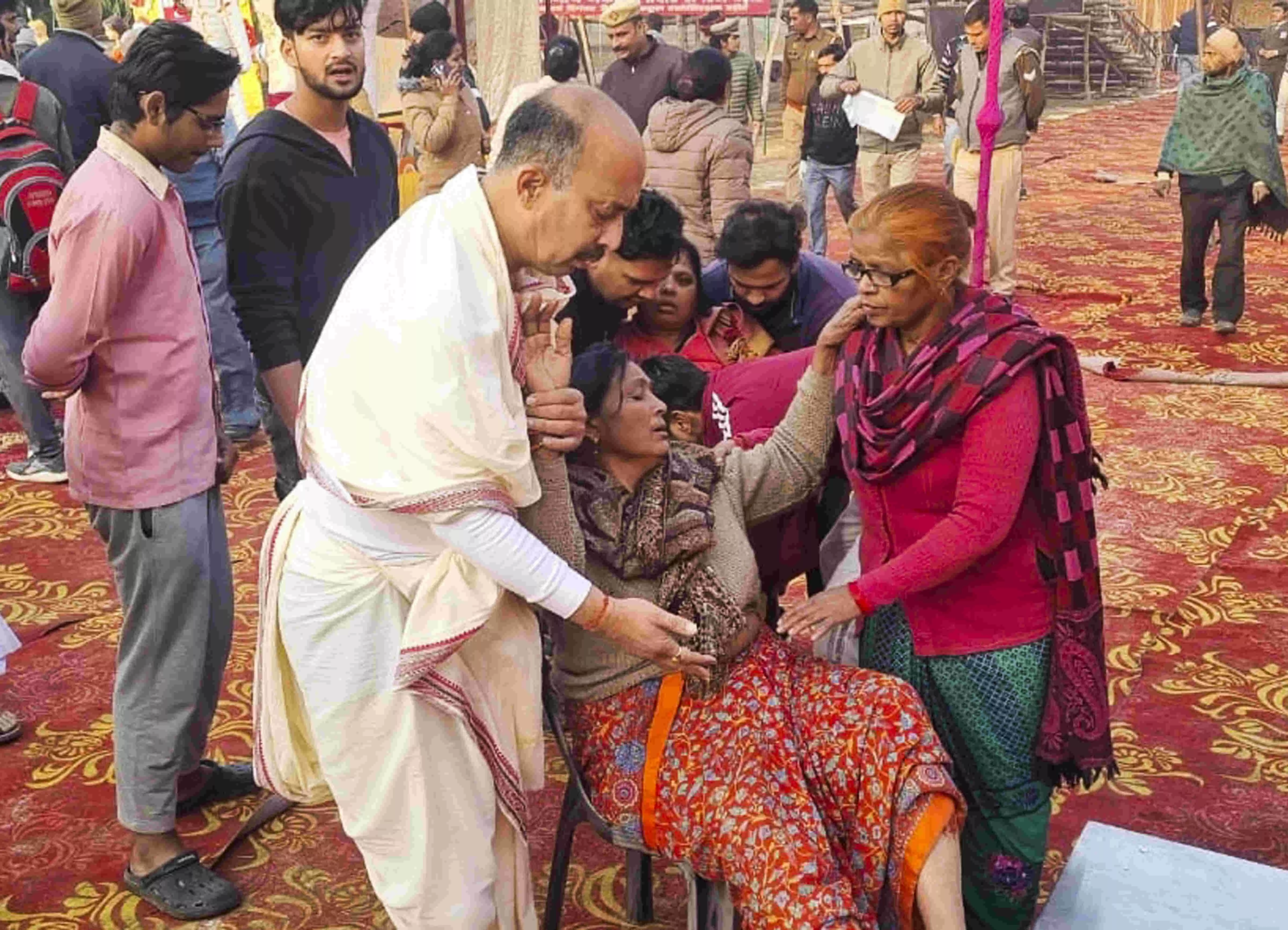 7 killed, about 60 injured as wooden structure collapses at religious event in UPs Baghpat 7 killed, about 60 injured as wooden structure collapses at religious event in UPs Baghpat