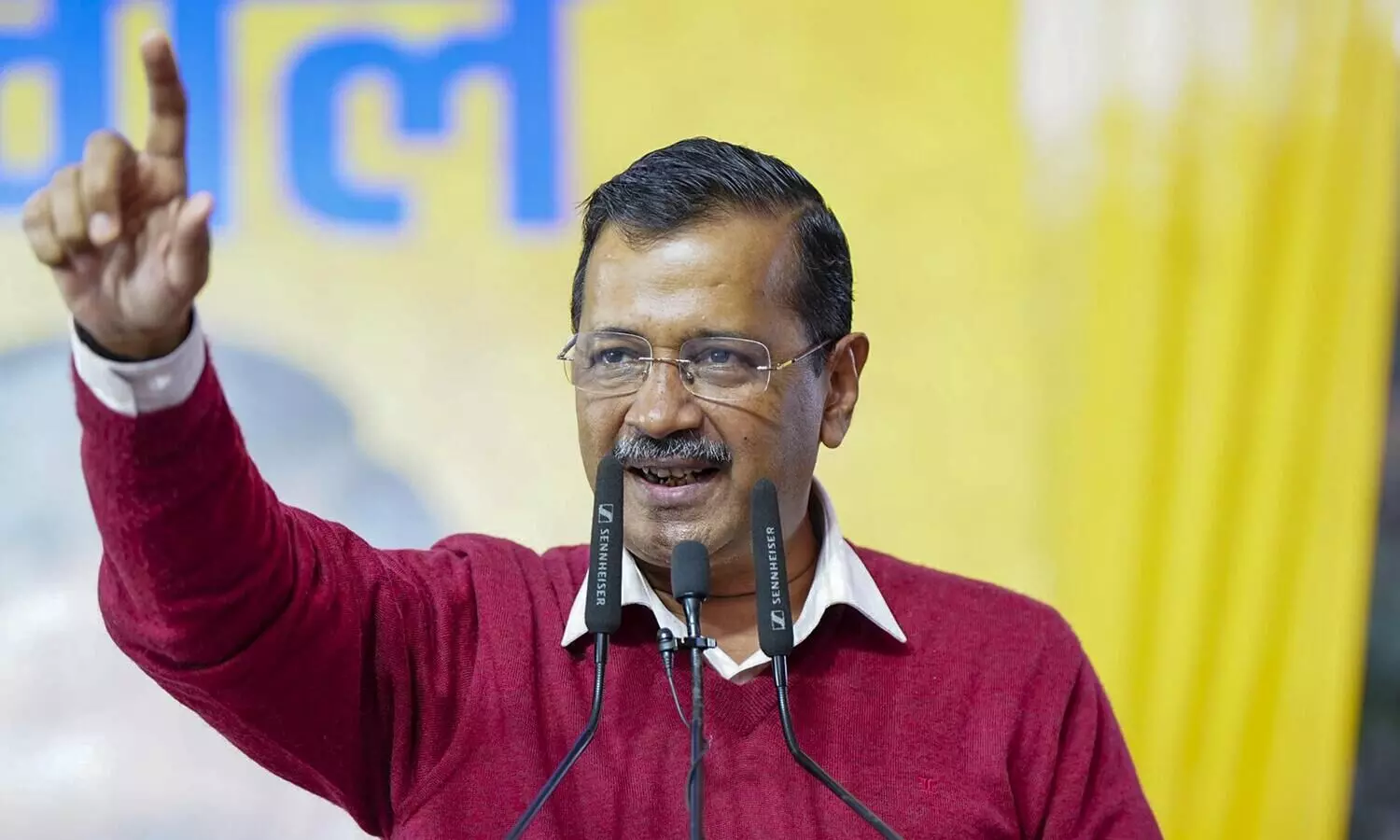 Kejriwal promises 7 guarantees for domestic workers ahead of Delhi polls Kejriwal promises 7 guarantees for domestic workers ahead of Delhi polls