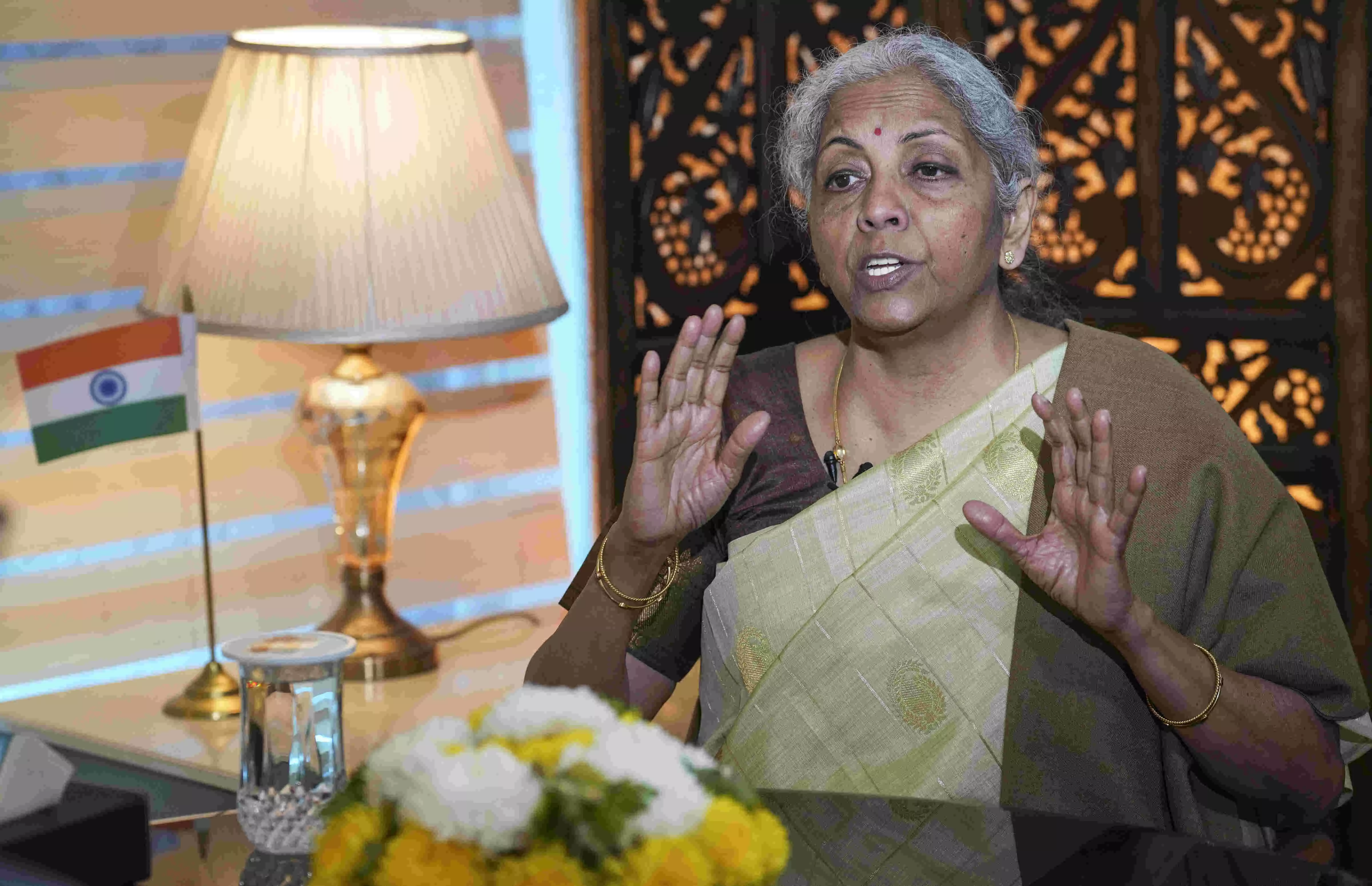FM cites Indias unblemished track record of fiscal consolidation to Moodys not changing ratings FM cites Indias unblemished track record of fiscal consolidation to Moodys not changing ratings