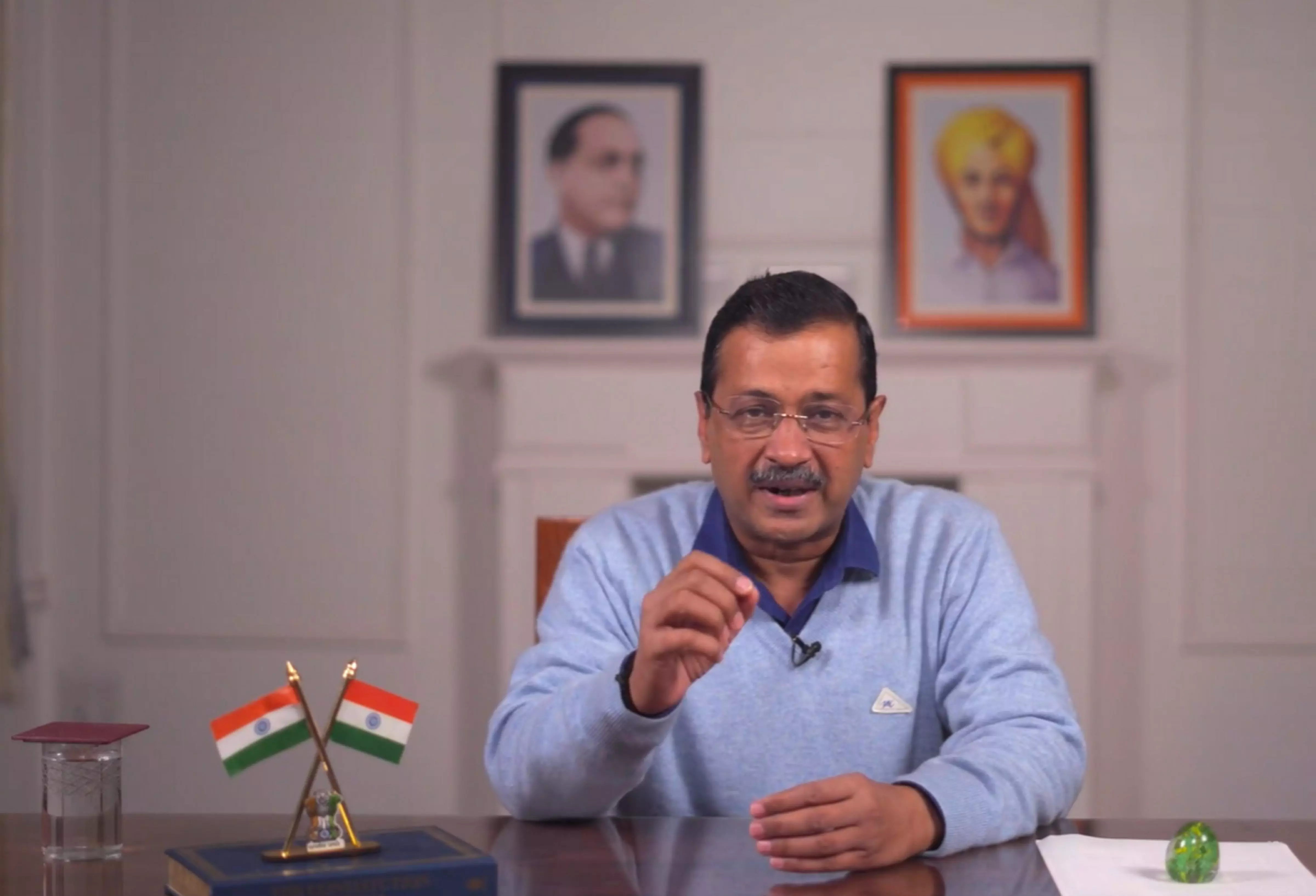 Your vote is foundation of your childrens bright future: Kejriwal to Delhi voters Your vote is foundation of your childrens bright future: Kejriwal to Delhi voters