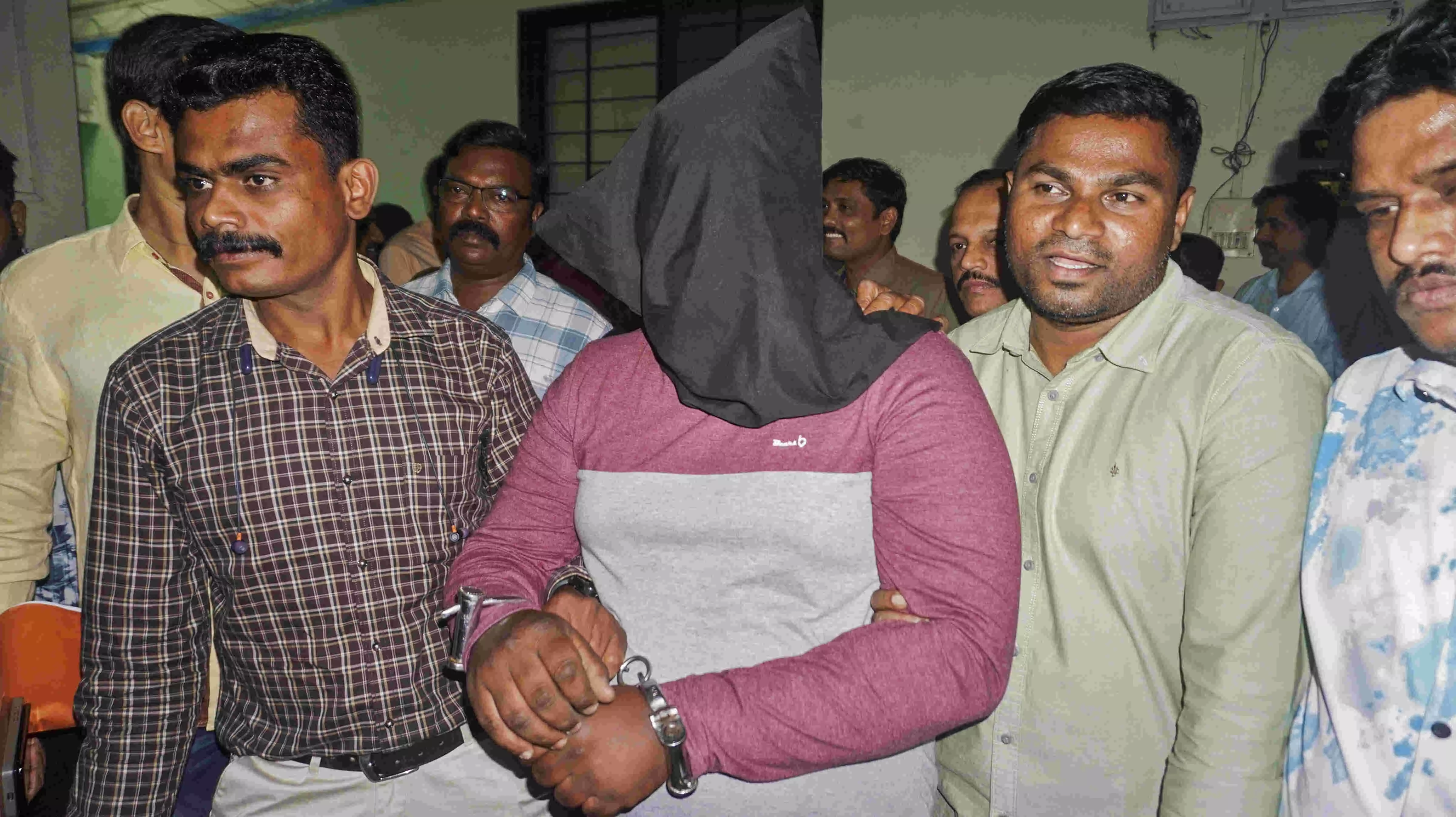 Kalyan girl rape-murder: Police to file chargesheet in one week Kalyan girl rape-murder: Police to file chargesheet in one week